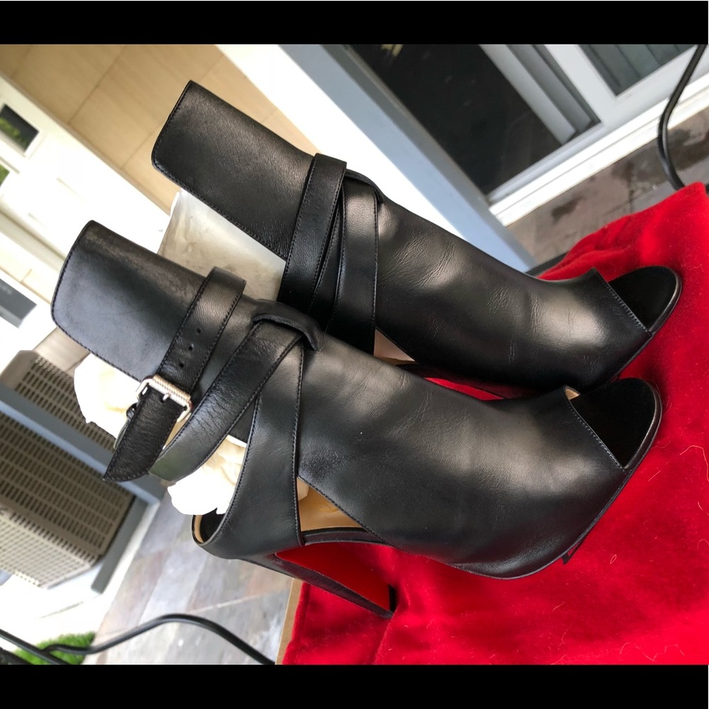 Christian Louboutin bootie |NEW 38.5